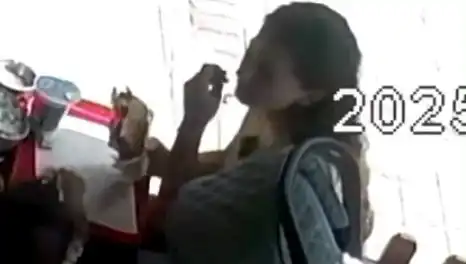 Saçını Tostunun İçine Koyan Kadın, Neden Böyle Bir Şey Yaptı?