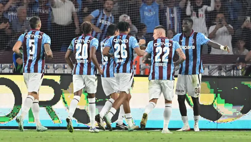 Trabzonspor, Kocaelispor'u Mağlup Etti: Kritik Anların Canlı Anlatımı