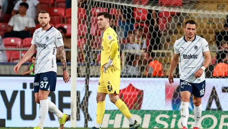 Fenerbahçe'nin Kayıplarla Dolu Sezon Sonu: Baskın Başarıları Geride Bıraktı
