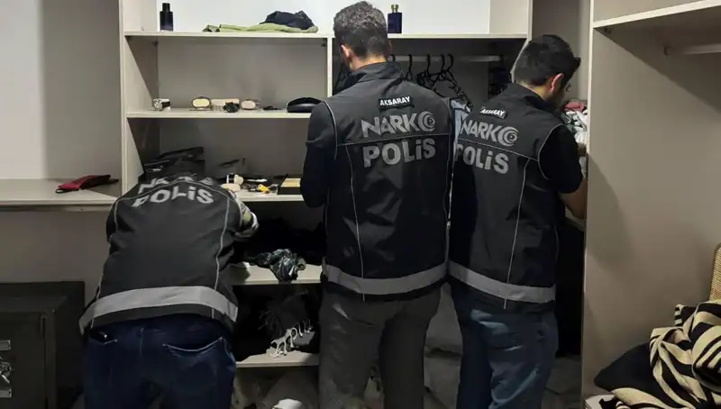 Uyuşturucu Operasyonunda F Serisi Dolar Ele Geçirildi: Suç Çeteleri Çökertildi