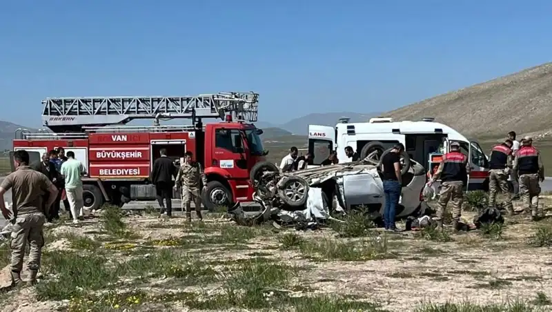 Van'da Katliam Gibi Kaza: 4 Kişi Hayatını Kaybetti, 2 Yaralı