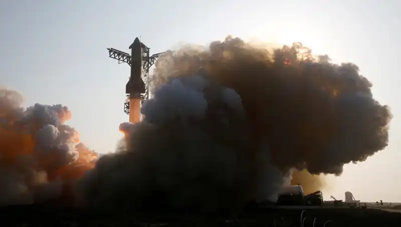 Starship Roketinin 9. Testi: Heyecan Verici Başarı Sonrası Kontrol Kaybı
